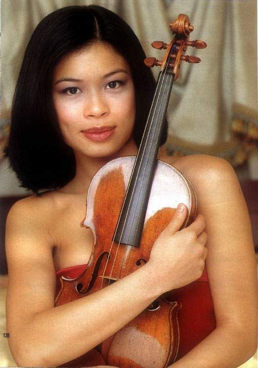 Vanessa-Mae and her Guadagnini violin